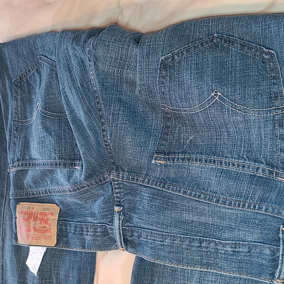 Levi Strauss 569 jeans size 34 x 34. - Picture 2 of 4